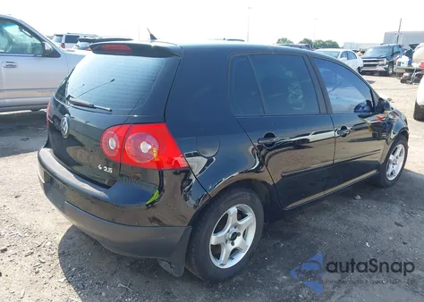 2009 Volkswagen Rabbit S from USA, damaged, VIN WVWDA71KX9W141224